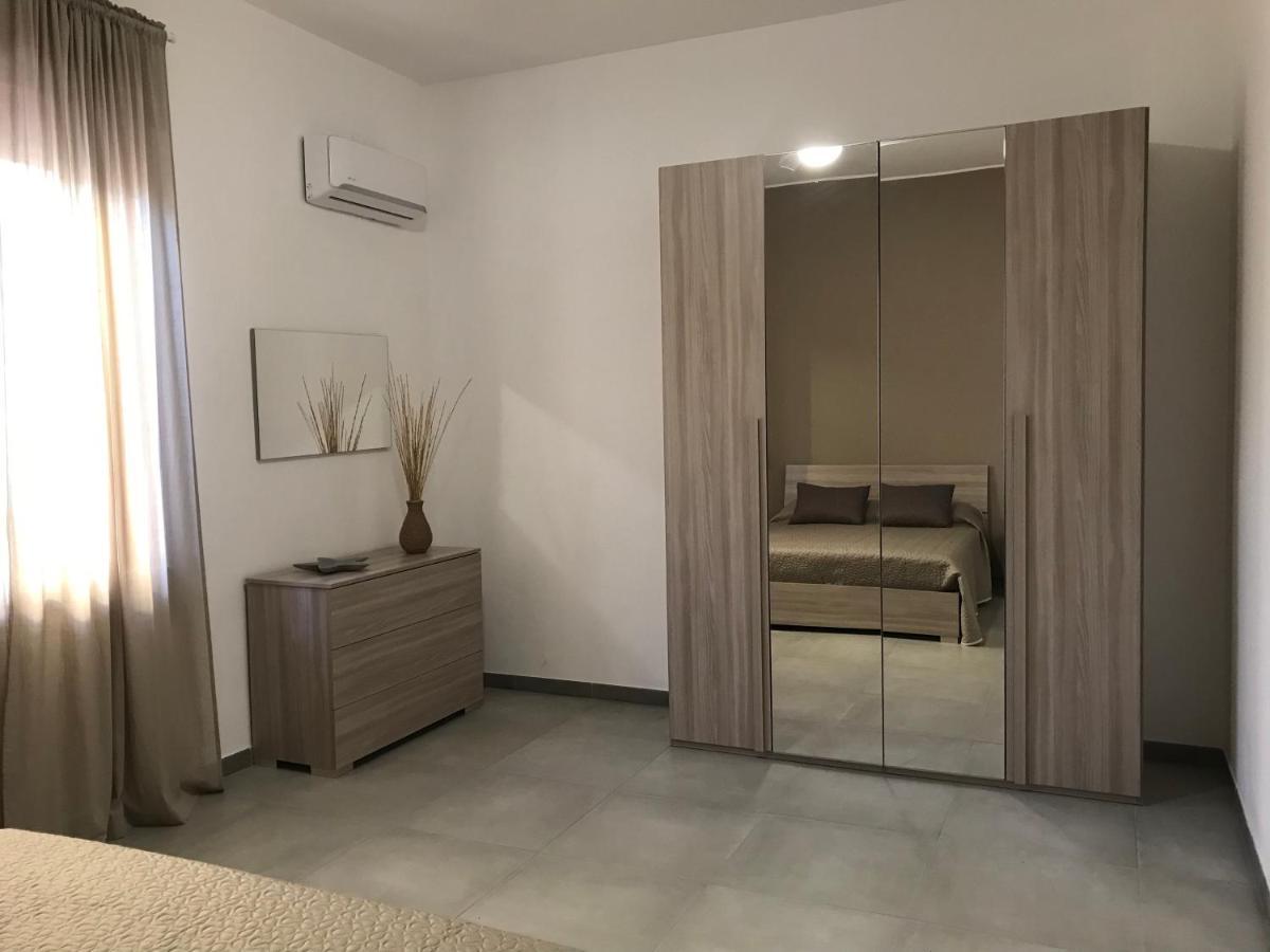 Scogliera Apartments อาโวลา ภายนอก รูปภาพ