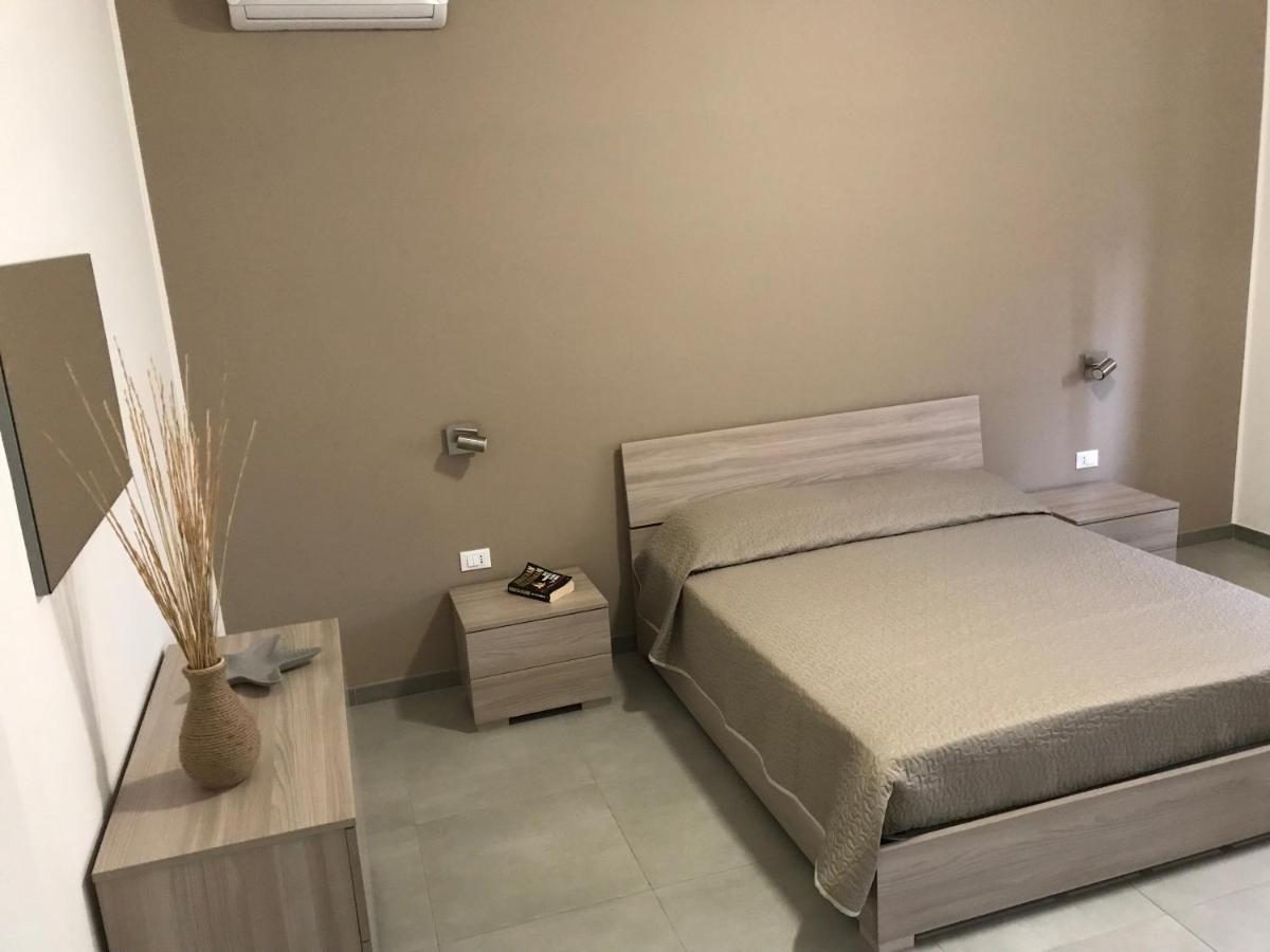 Scogliera Apartments อาโวลา ภายนอก รูปภาพ