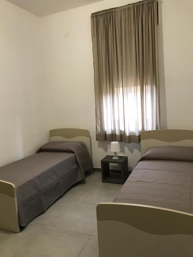 Scogliera Apartments อาโวลา ภายนอก รูปภาพ