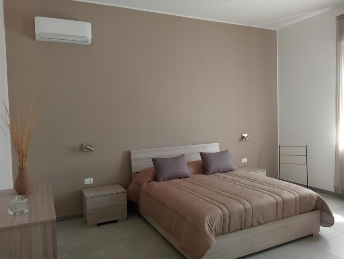 Scogliera Apartments อาโวลา ภายนอก รูปภาพ