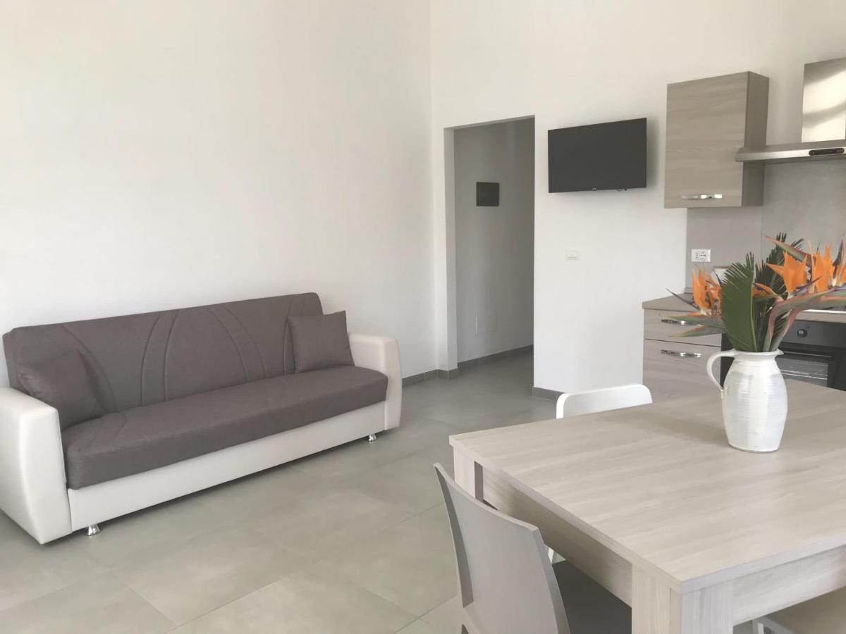 Scogliera Apartments อาโวลา ภายนอก รูปภาพ
