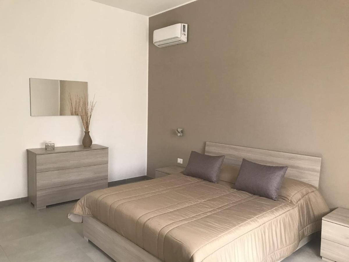 Scogliera Apartments อาโวลา ภายนอก รูปภาพ